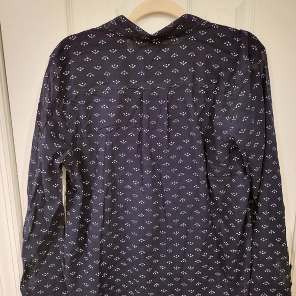 NEW WITH TAGS Elegant Pattern Blouse - EDDIE BAUER Size L - Picture 5 of 7